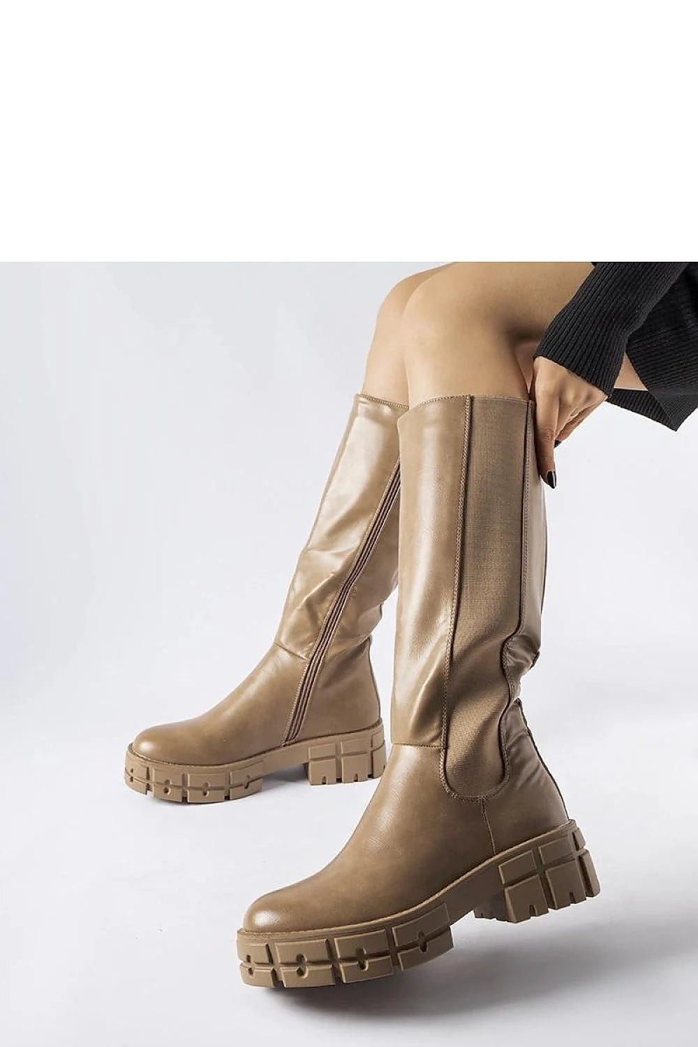 Bottes montantes simili cuir taupe modernes confortables avec semelle plateforme crantée pour l'hiver