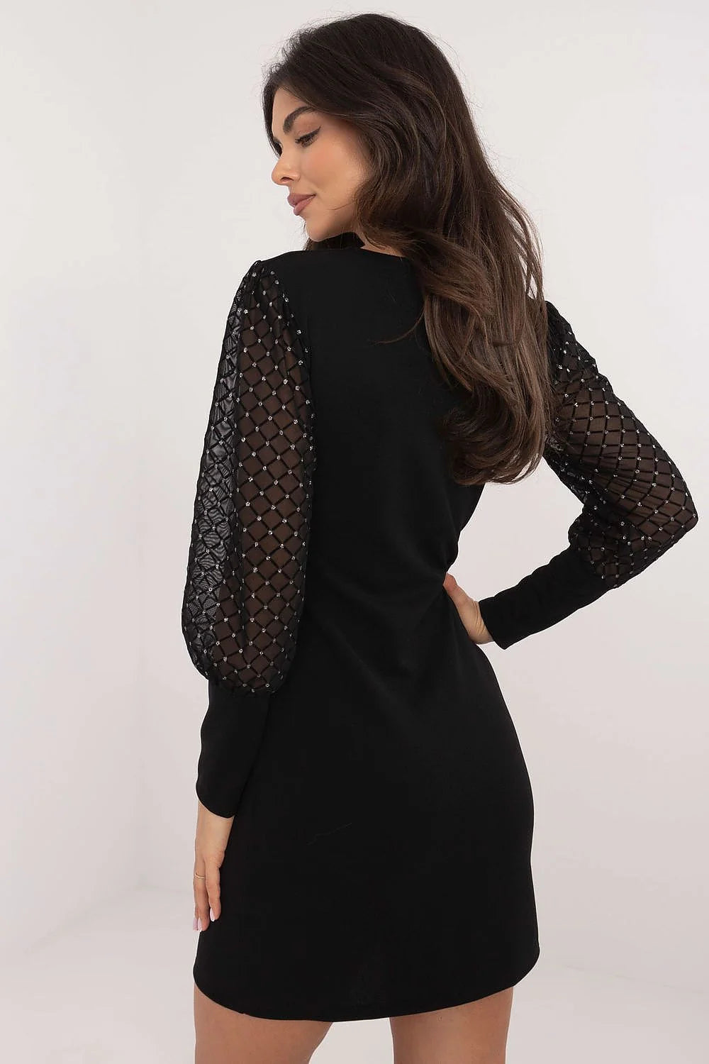 robe soirée élégante ajustée moulante courte mini col V croisé manches crochet tulle résille strass jersey maille stretch drapé silhouette