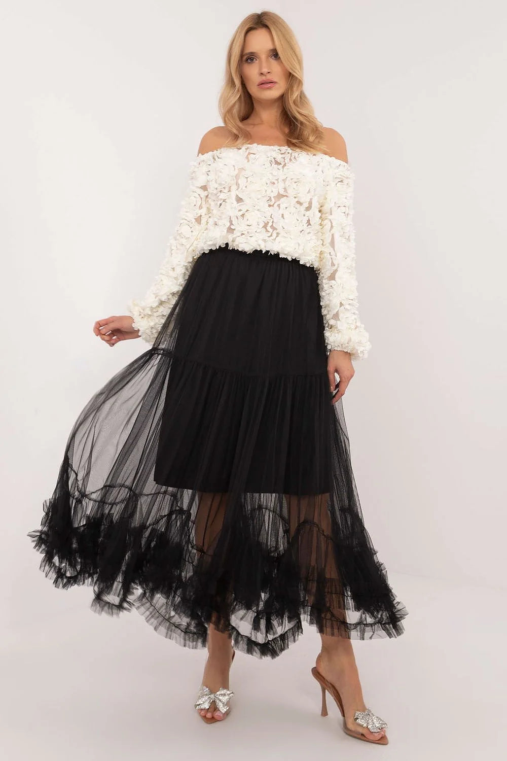 Tenue féminine élégante deux pièces tunique off-shoulder jupe longue tulle polyester style bohème femme