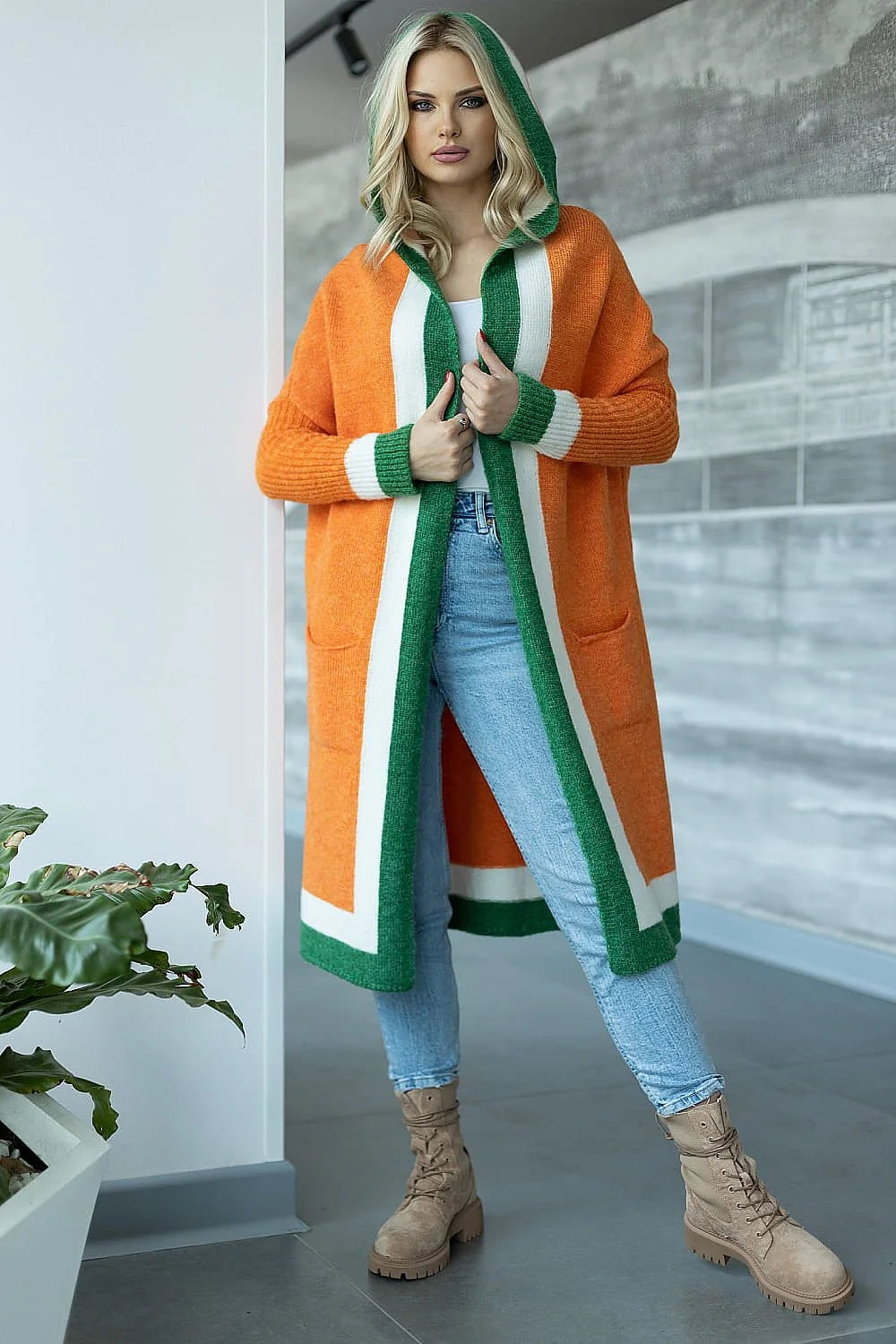 Cardigan Pee Ka Boo pour femme, longue, ample, manches longues, capuche, tricot doux, couleurs audacieuses, matières mixtes, style décontracté-chic