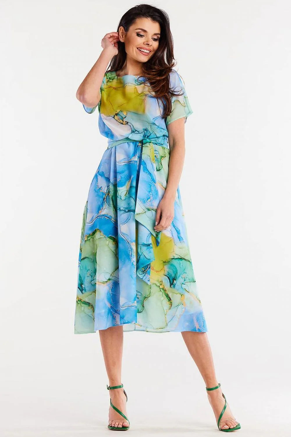 Robe de jour awama en mousseline imprimé marbré bleu vert jaune manches courtes encolure ronde taille ajustable femme été