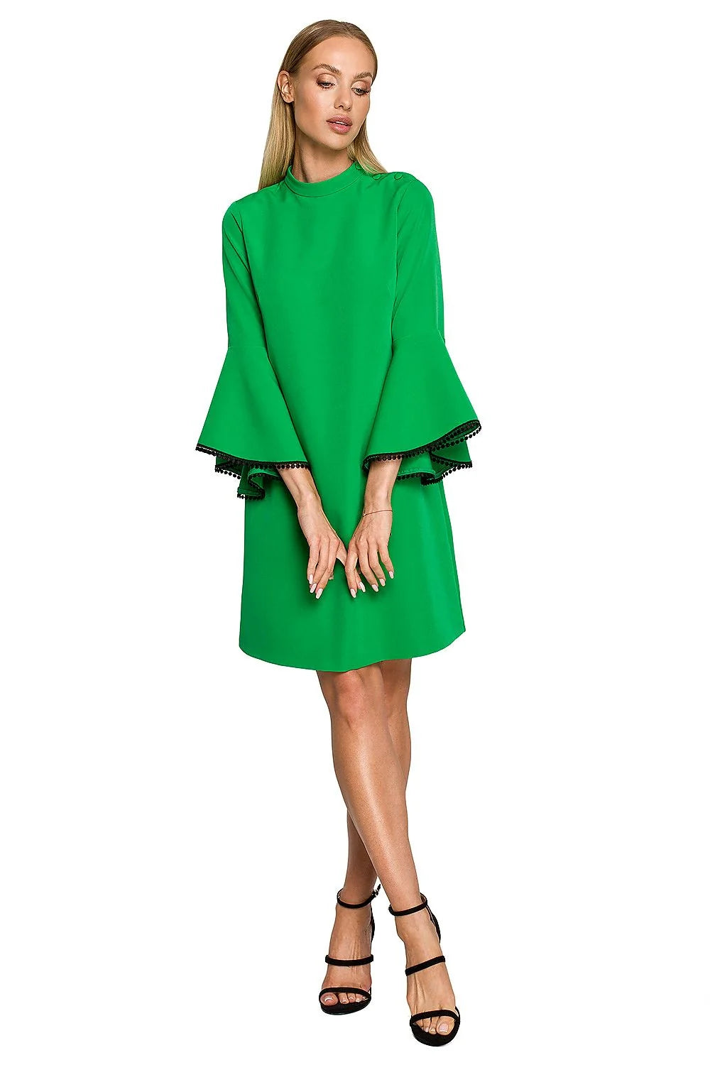 Robe de jour élégante vert vif manches trompettes franges noires coupe droite polyester 95% elasthanne 5% taille ajustable femme