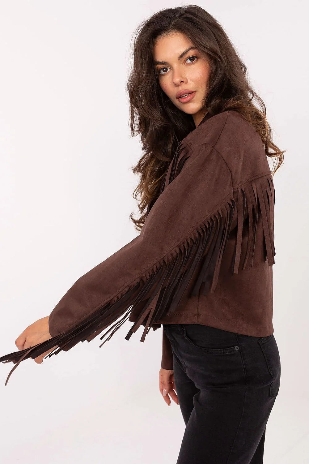 veste femme courte boxy coupe western bohème suédine effet daim marron chocolat franges manches longues col classique boutonnée non doublée
