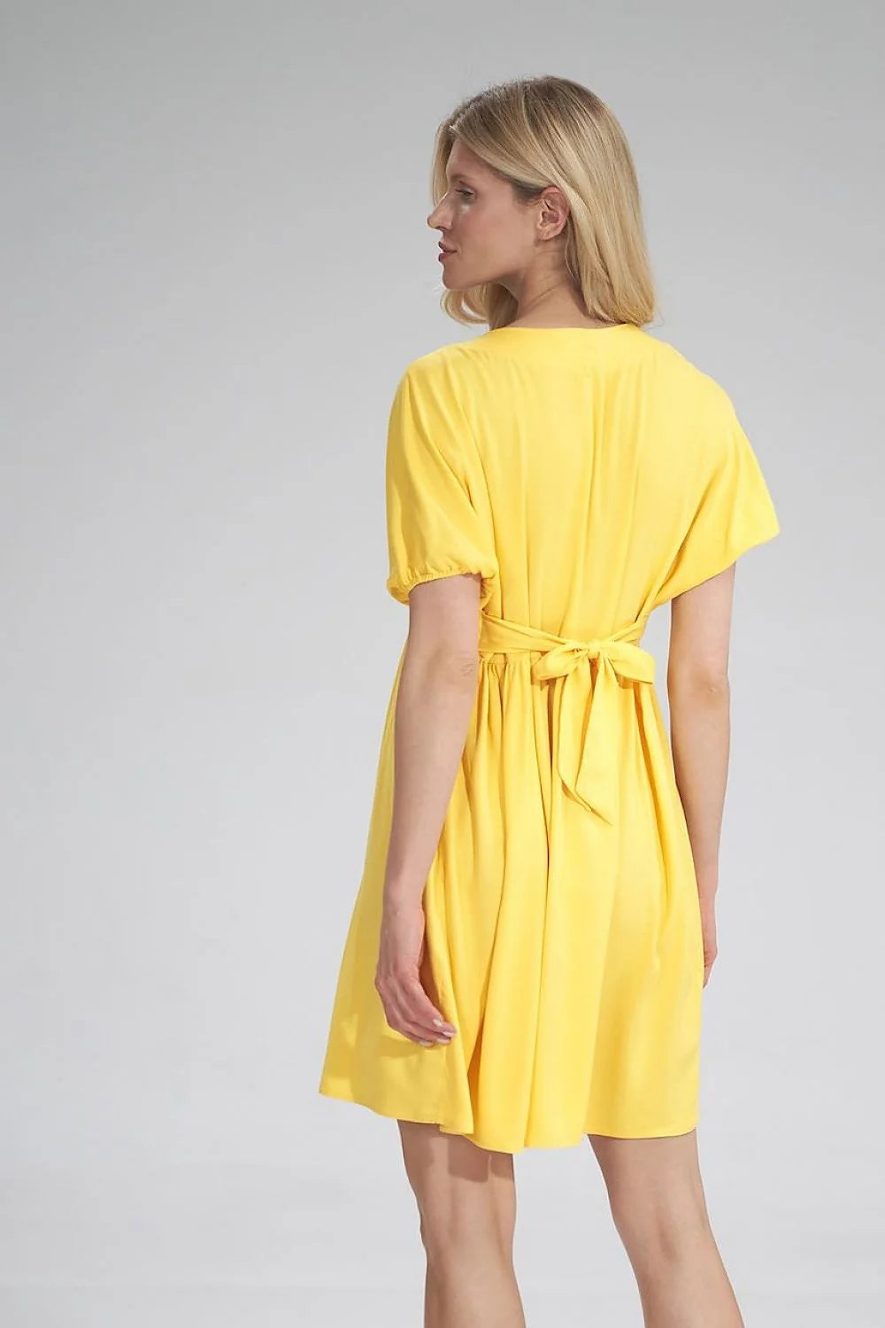 Robe de jour en coton chic jaune vif manches courtes pour femme style ample été