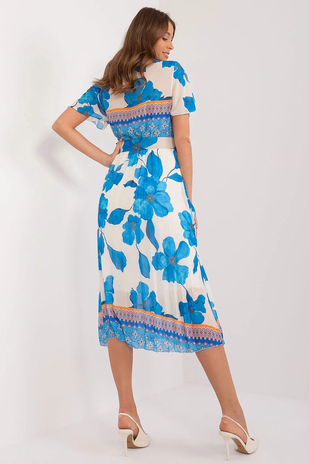 Robe élégante à manches courtes en V col ornement floral audacieux ceinture intégrée silhouette féminine Polyester Viscose 45% Taille ajustable femme