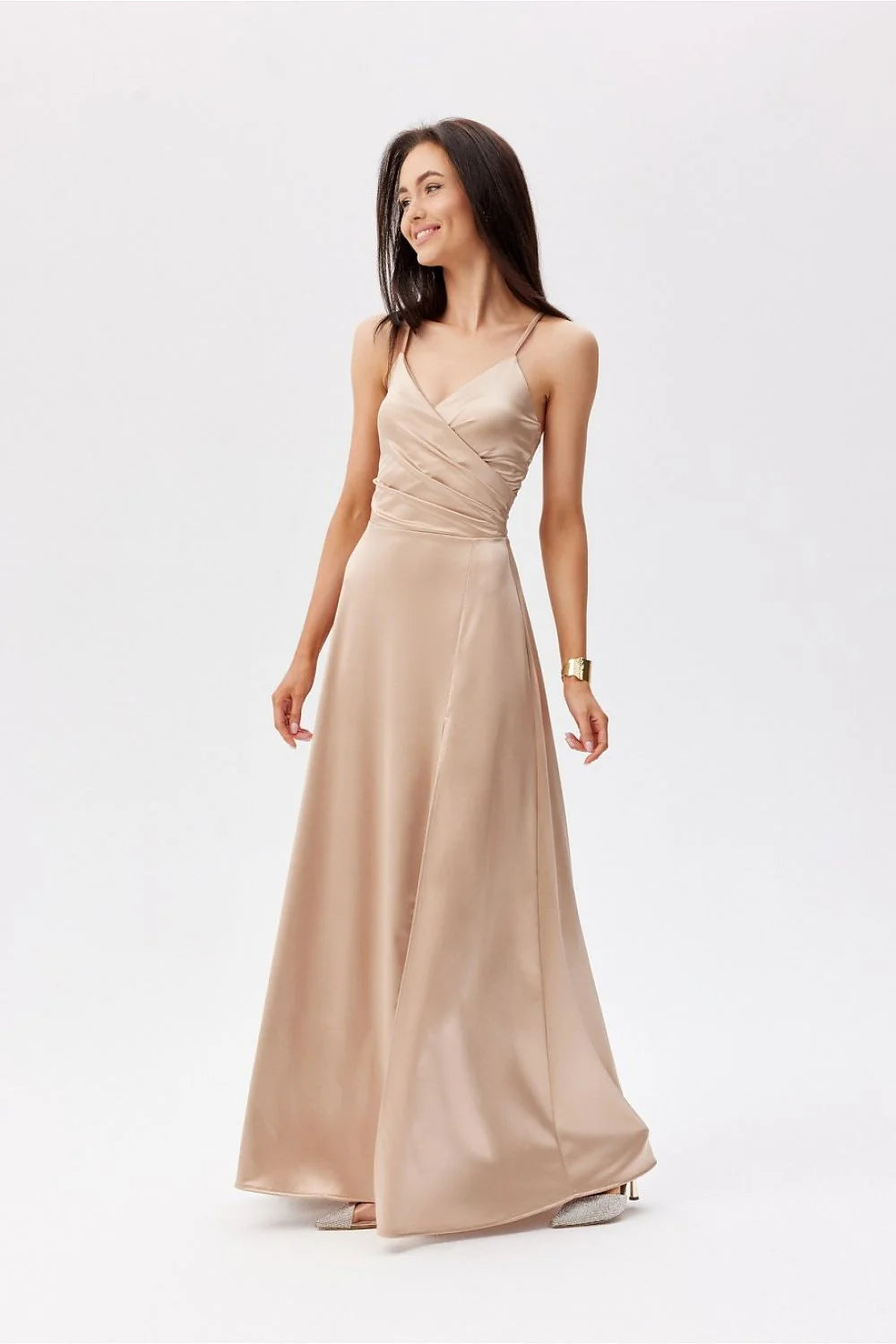 Robe élégante longue sans manches dos noué satiné beige champagne pour femme occasion spéciale