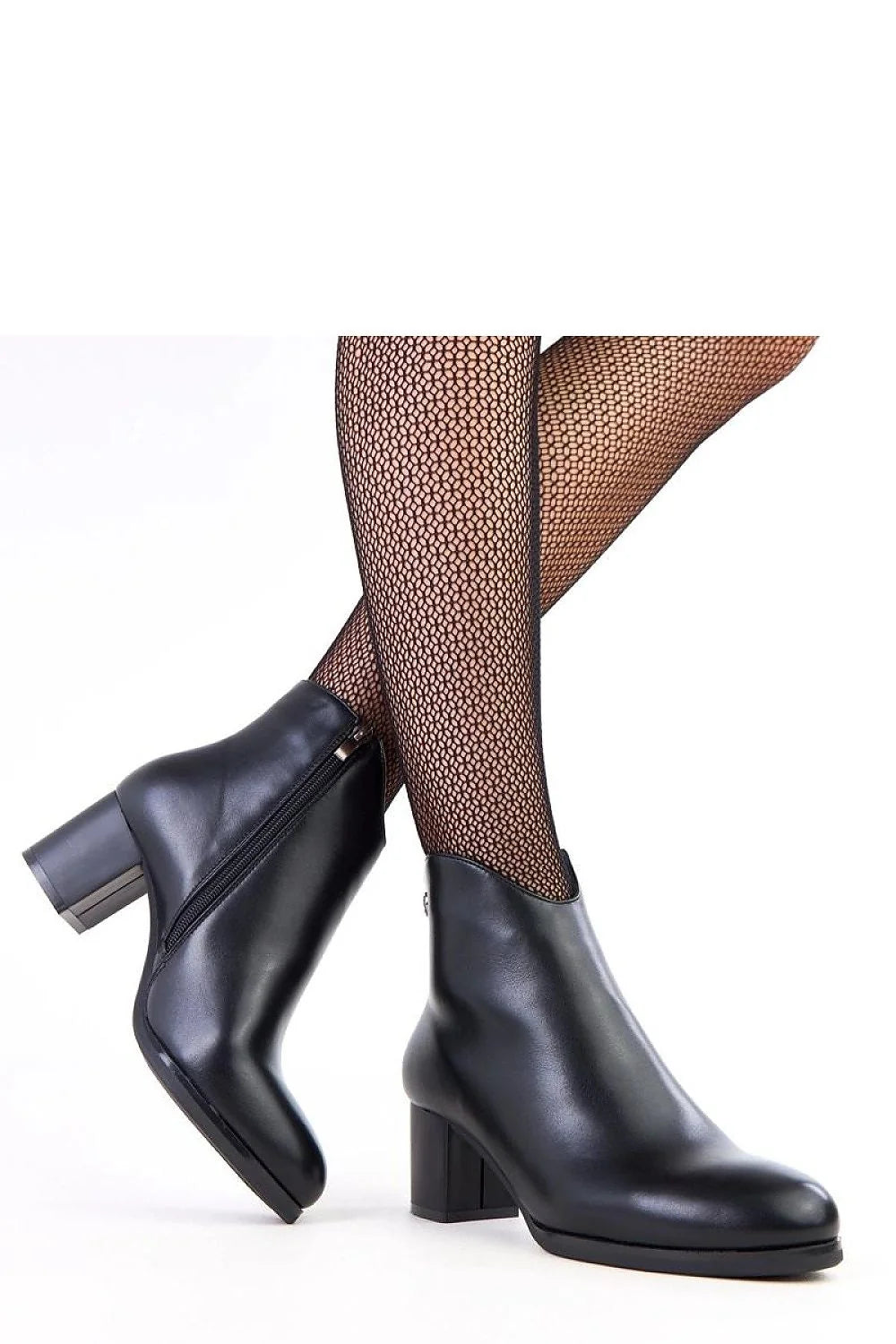 bottines cheville cuir écologique mat noir bout amande talon poteau stable 5cm doublure chaude semelle tissu fermeture zippée élégant féminin