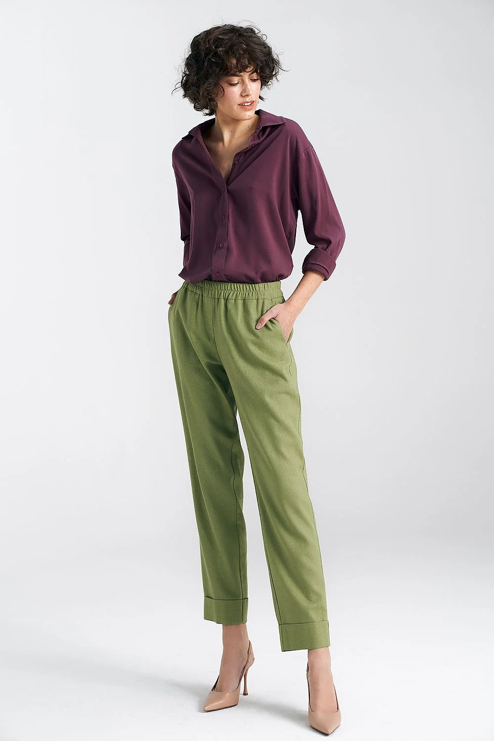 chemise manches longues ample prune viscose fluide col classique revers oversize boutonnée ourlet arrondi dos allongé retroussées troisquarts bureau casual