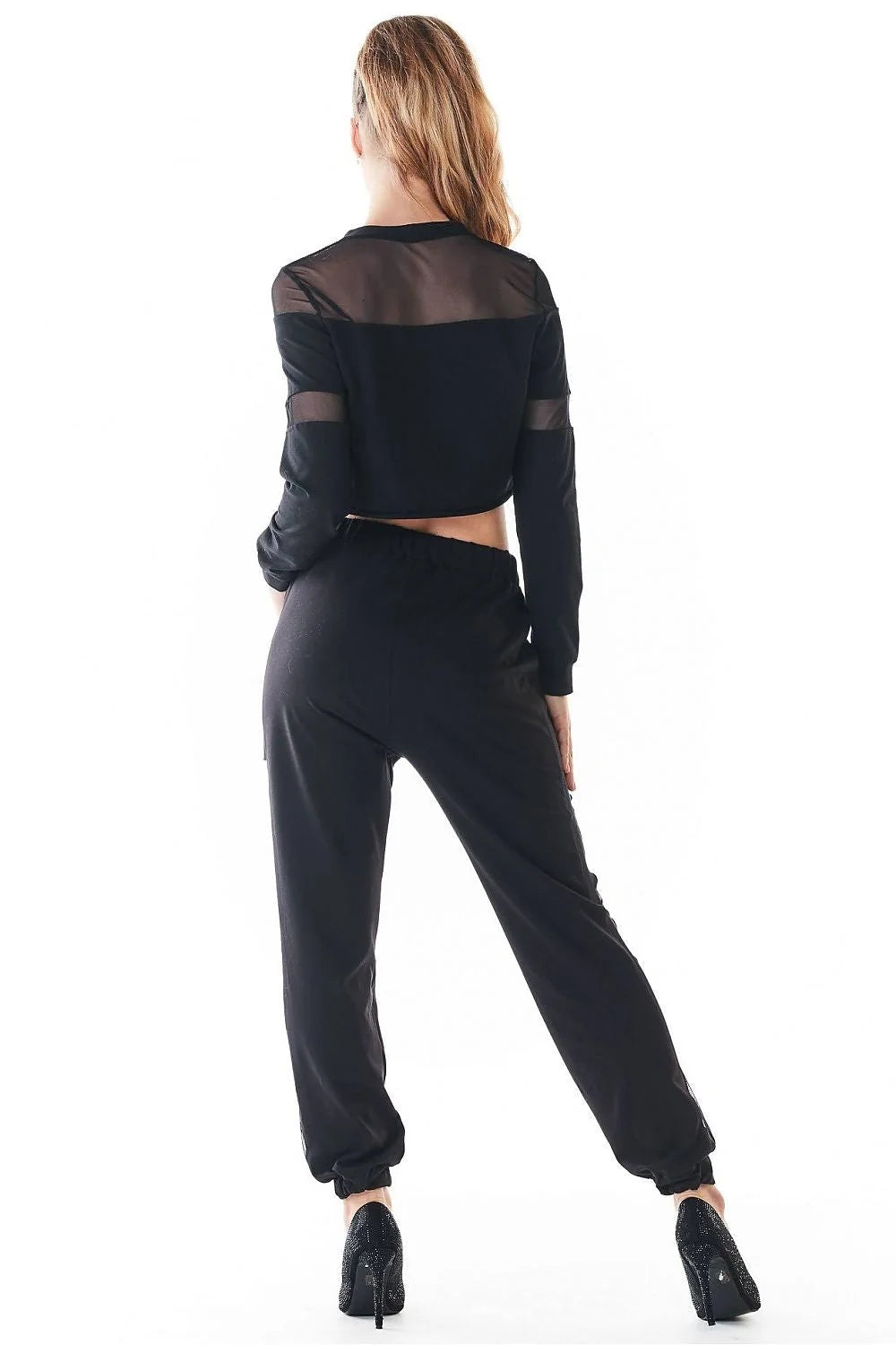 Ensemble sportswear femme Infinite You lavande pastel contrastants noirs mode athleisure deux pièces crop top manches longues pantalon taille élastiquée