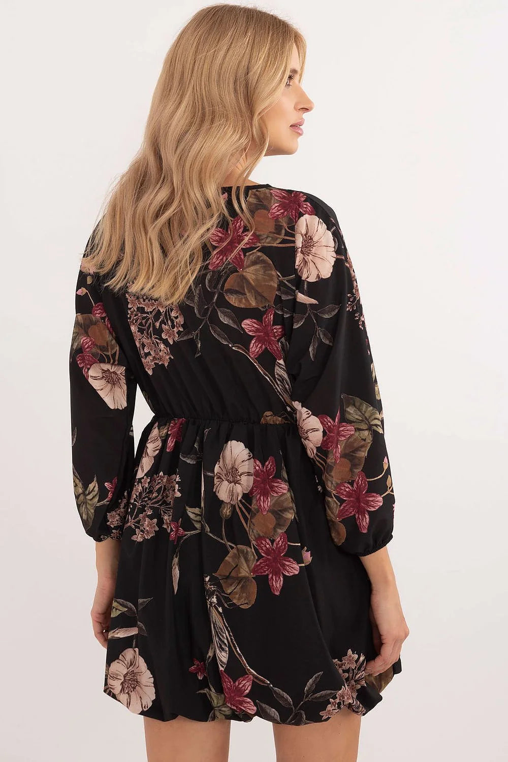 Robe de jour élégante longue manches longues dos nu dentelle noire taille ajustable femme