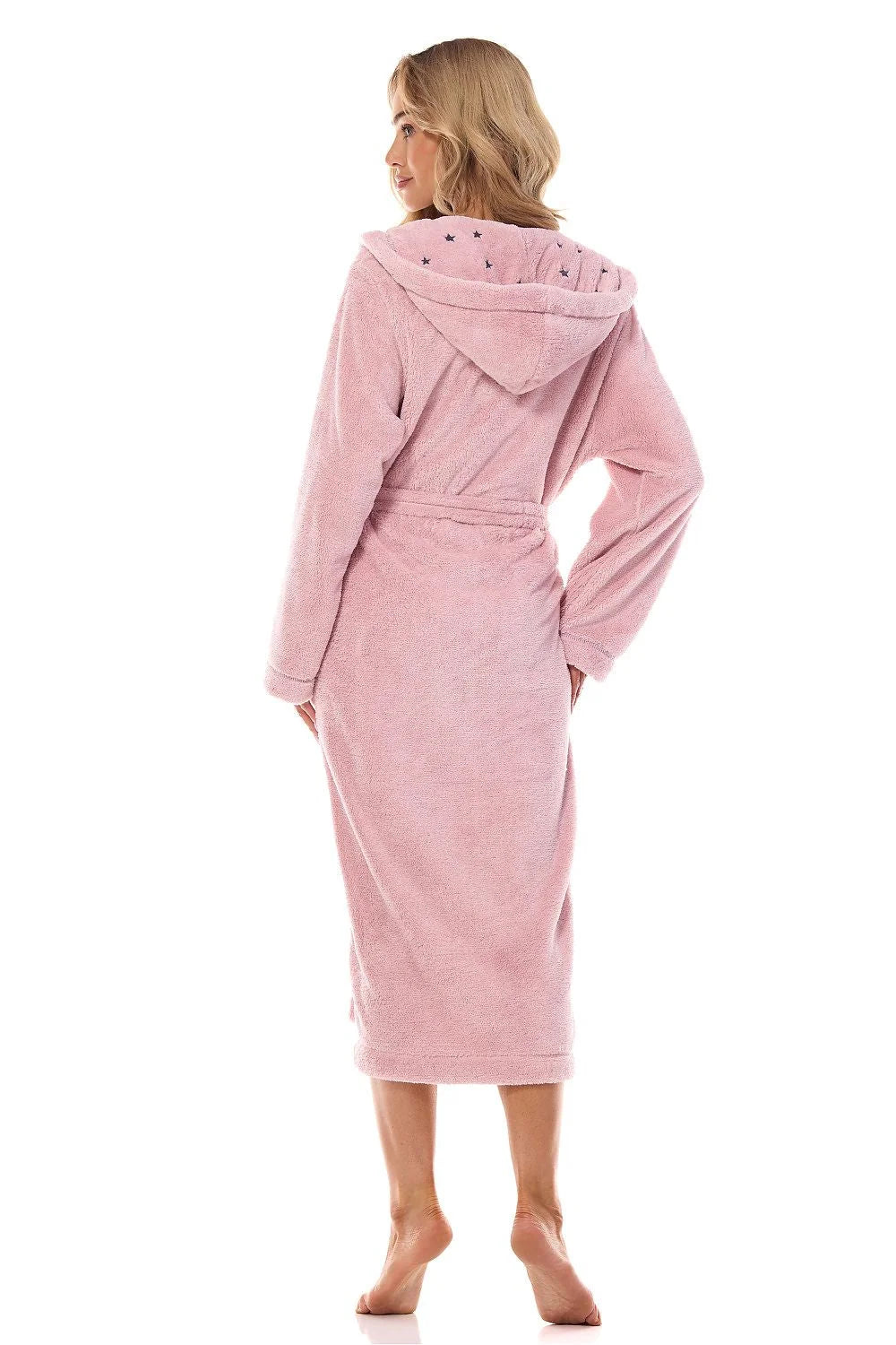 Peignoir femme élégant en polyester 100% doux, coupe ample longue, capuchon, poches, ceinture ajustable, confort intérieur, style intemporel, rose pâle