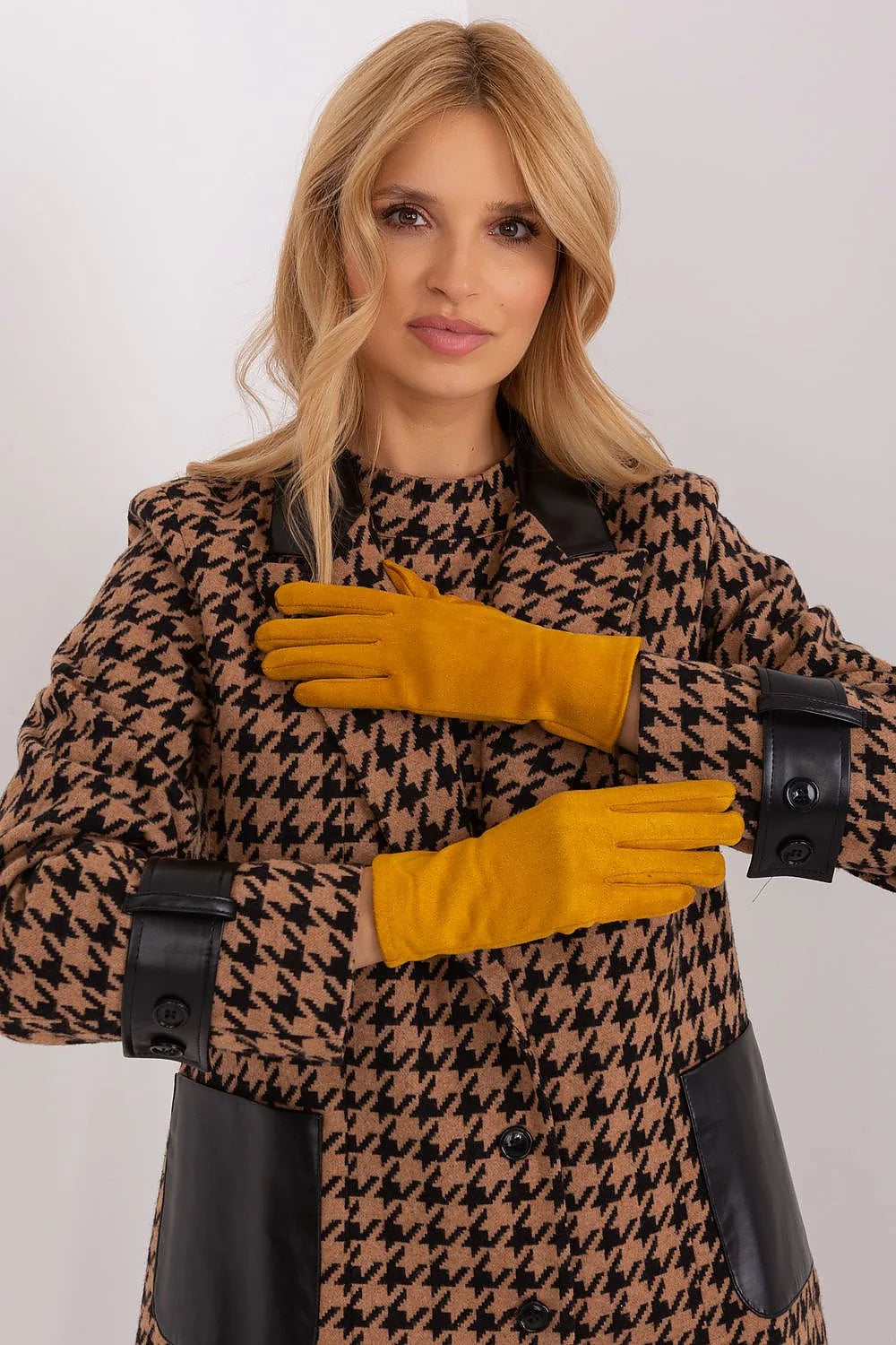 Gants élégants pour femmes en tissu lisse isolant index brodé fleur embroidered téléphone sans retirer gants coton élasthanne polyester
