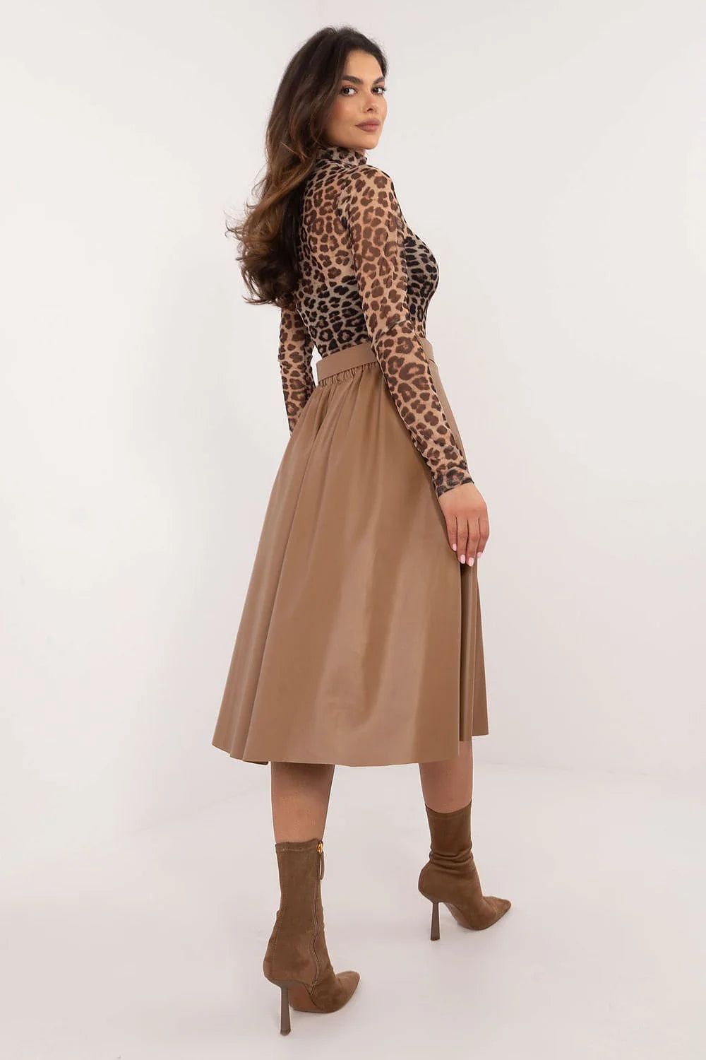 Robe de mode féminine imprimé léopard simili cuir camel taille haute ceinture dorée ajustable femmes occasion élégante