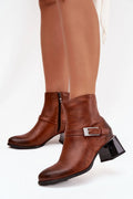 bottines cheville cuir naturel cognac bout arrondi bride boucle argentée talon bloc moyen verni semelle noire fermeture zippée