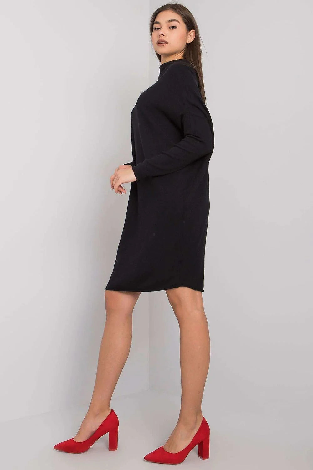 Robe élégante Och Bella noire en jersey manches longues col montant pour occasions multiples femme