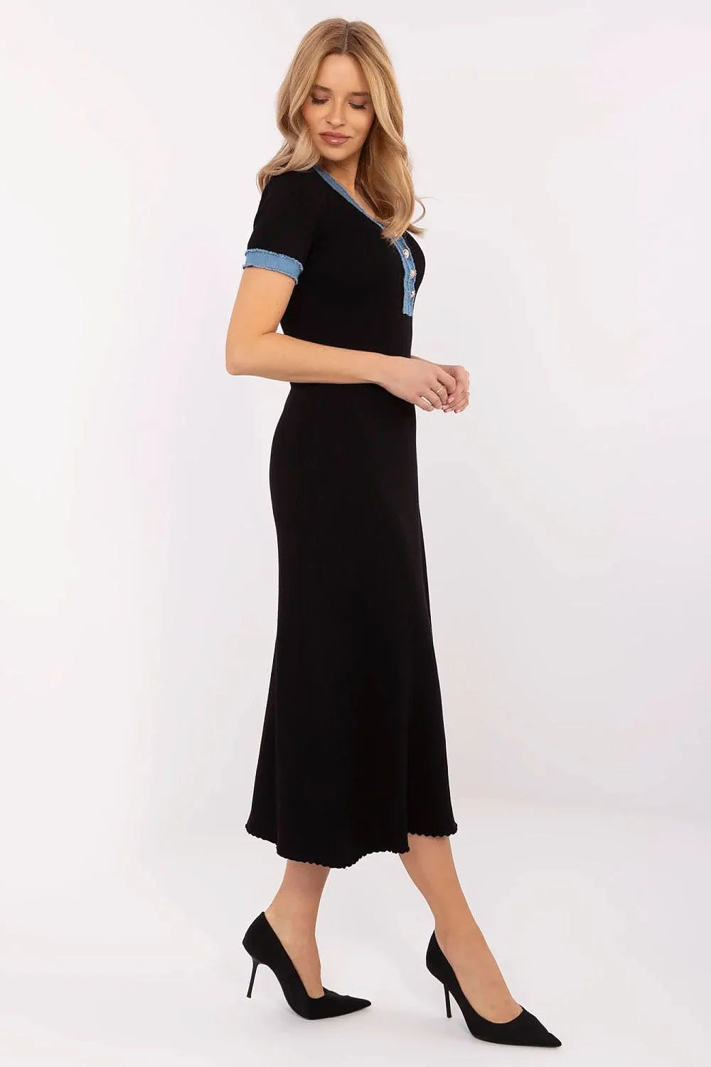 Robe élégante pour femme en tricot noir bleu clair manches courtes décolleté en V boutons dorés ourlet en franges quotidien travail