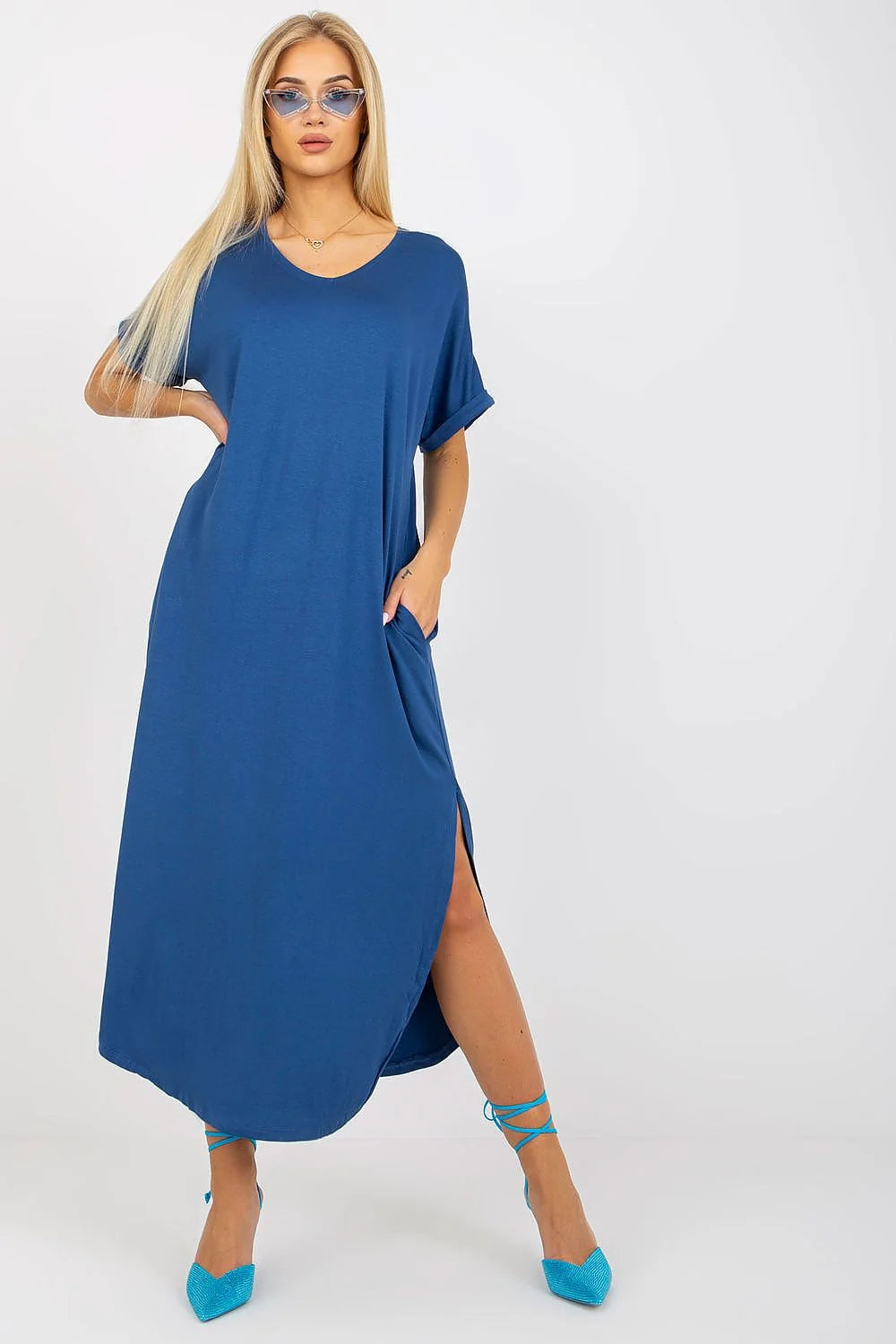 Robe de jour moderne Och Bella manches courtes poches latérales ourlet arrondi fentes coton élasthanne femme