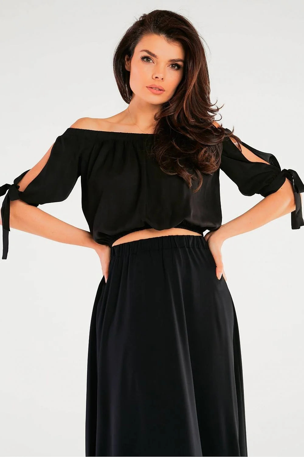 chemisier femme bardot épaules dégagées manches nouées courtes viscose extensible elasthanne noir cropped fluide ample confortable léger soyeux polonais qualité