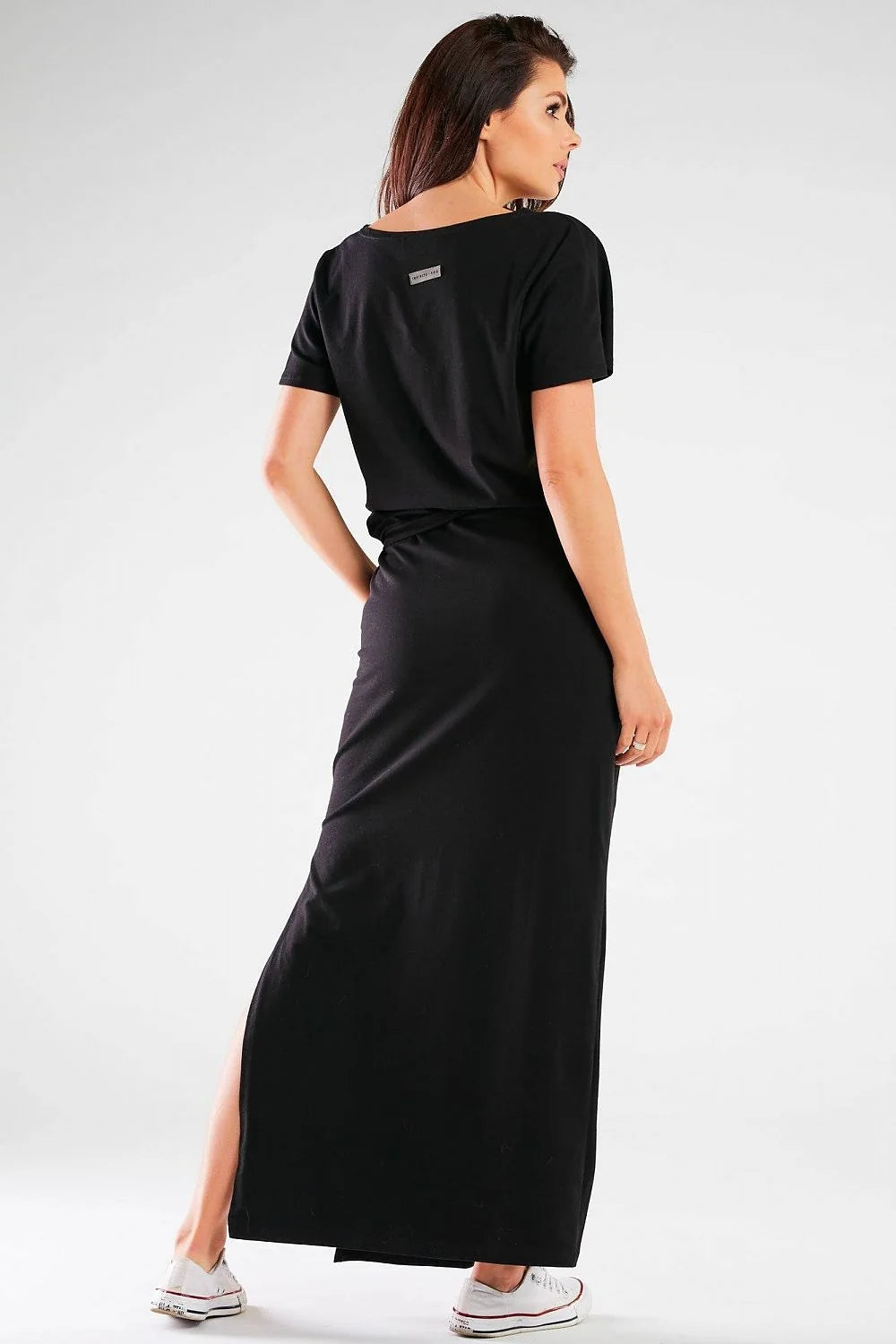 robe longue noire maxi jersey coton lycra été manches courtes encolure ronde ceinture cordon ajustable fente latérale poches pratiques décontractée