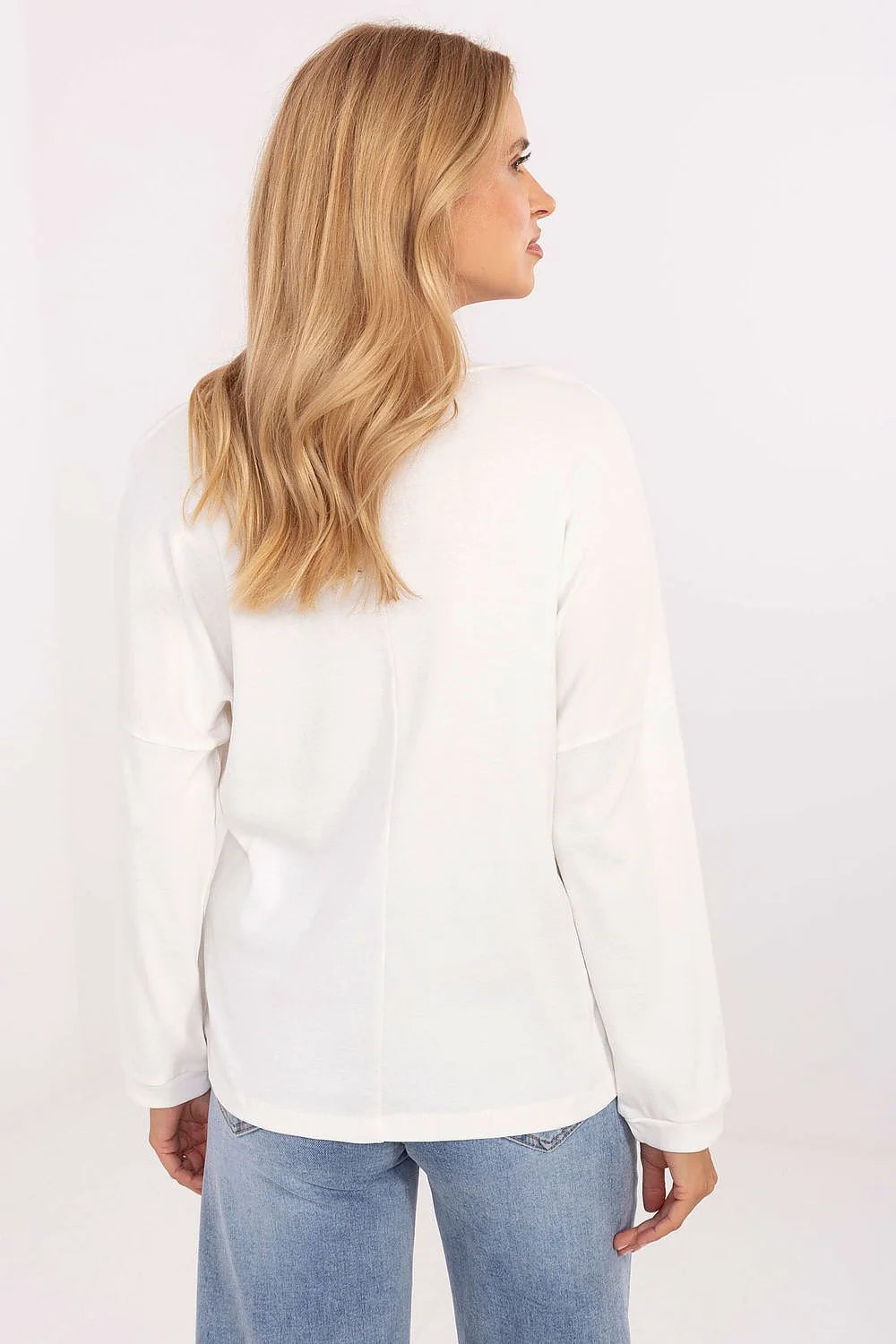 tshirt femme manches longues coupe boxy col rond blanc immaculé maille jersey douce coton elasthanne logo petit monochrome centré poitrine