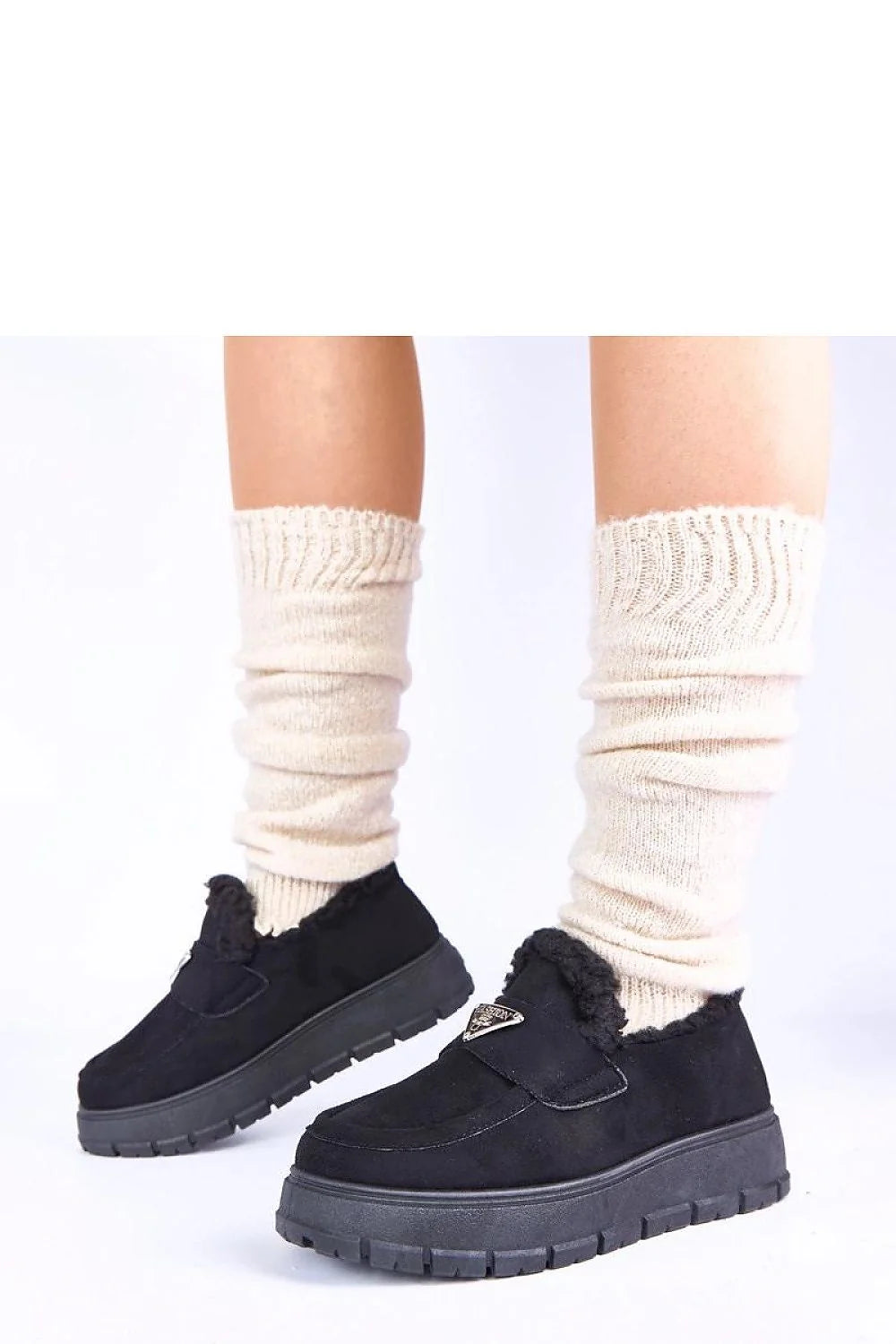 mocassins noirs plateforme crantée cuir suédé doublure fourrure synthétique shearling intérieur rembourré semelle antidérapante confortable femme