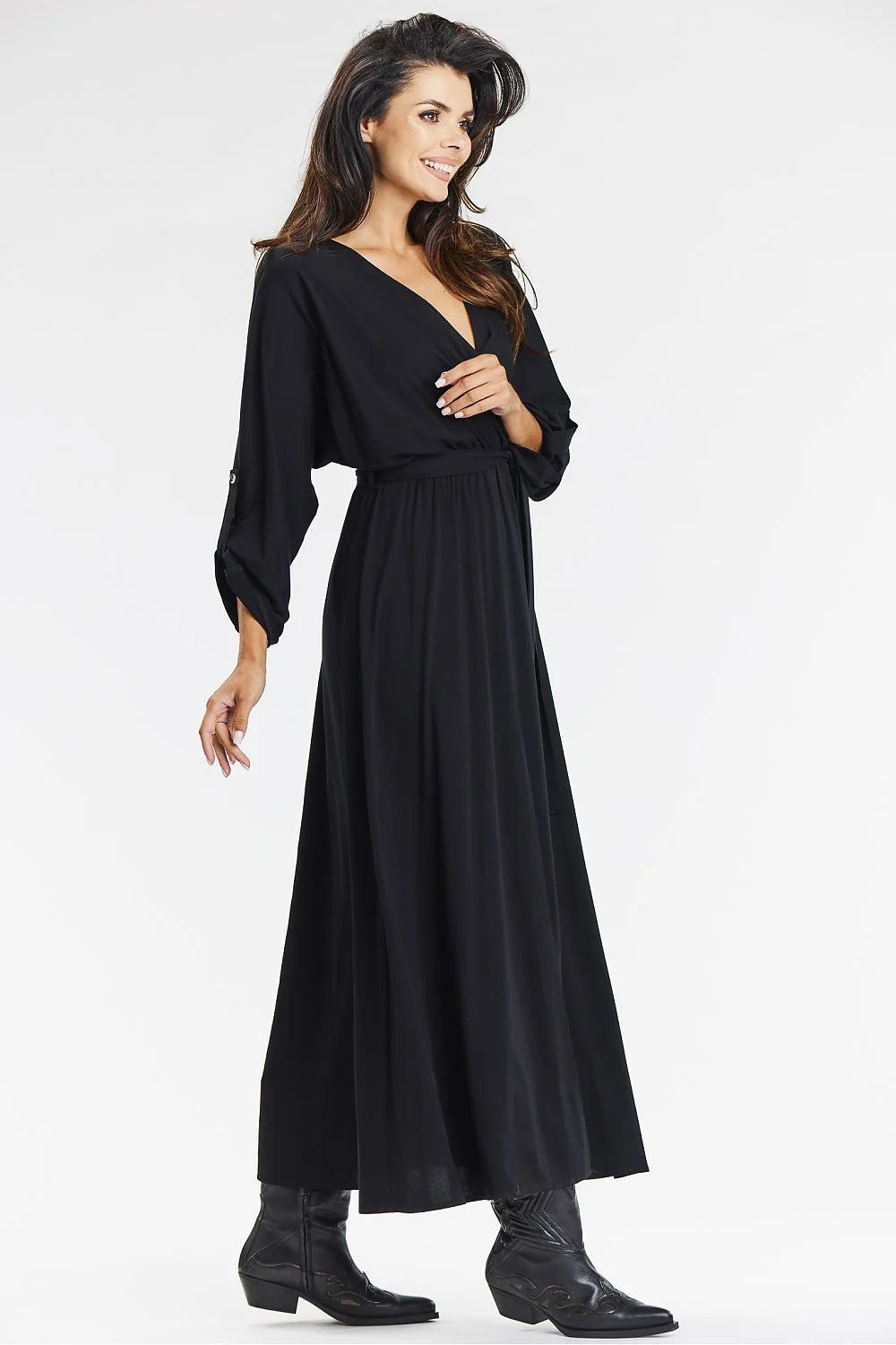 Robe longue en viscose noire style bohème chic manches longues en V croisé taille ajustable femmes