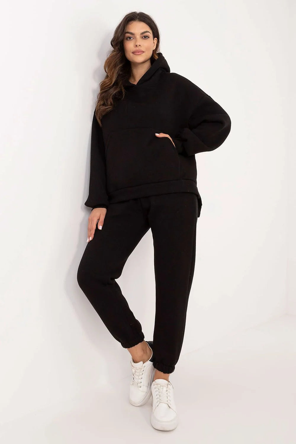 Ensemble casual femmes sweat à capuche et joggers noir matelassé manches longues coupe ample style sportif confortable