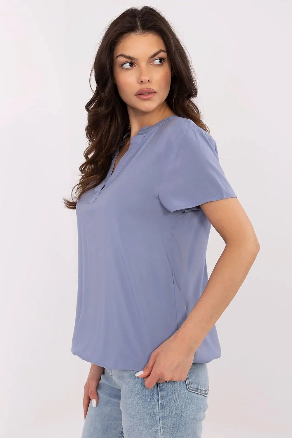 Top femme casual-chic V-neck manches courtes viscose lavande bleu fluidité coupe ample occasion quotidienne semi-formelle