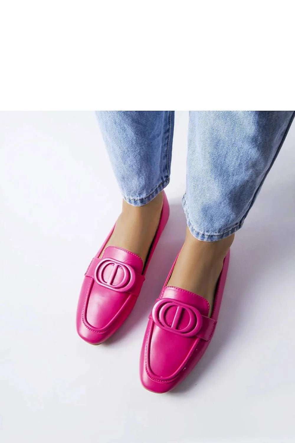Mocassins femmes style classique contemporain couleur rose fuchsia cuir écologique doublure mousse boucle plastique printemps été occasion quotidienne