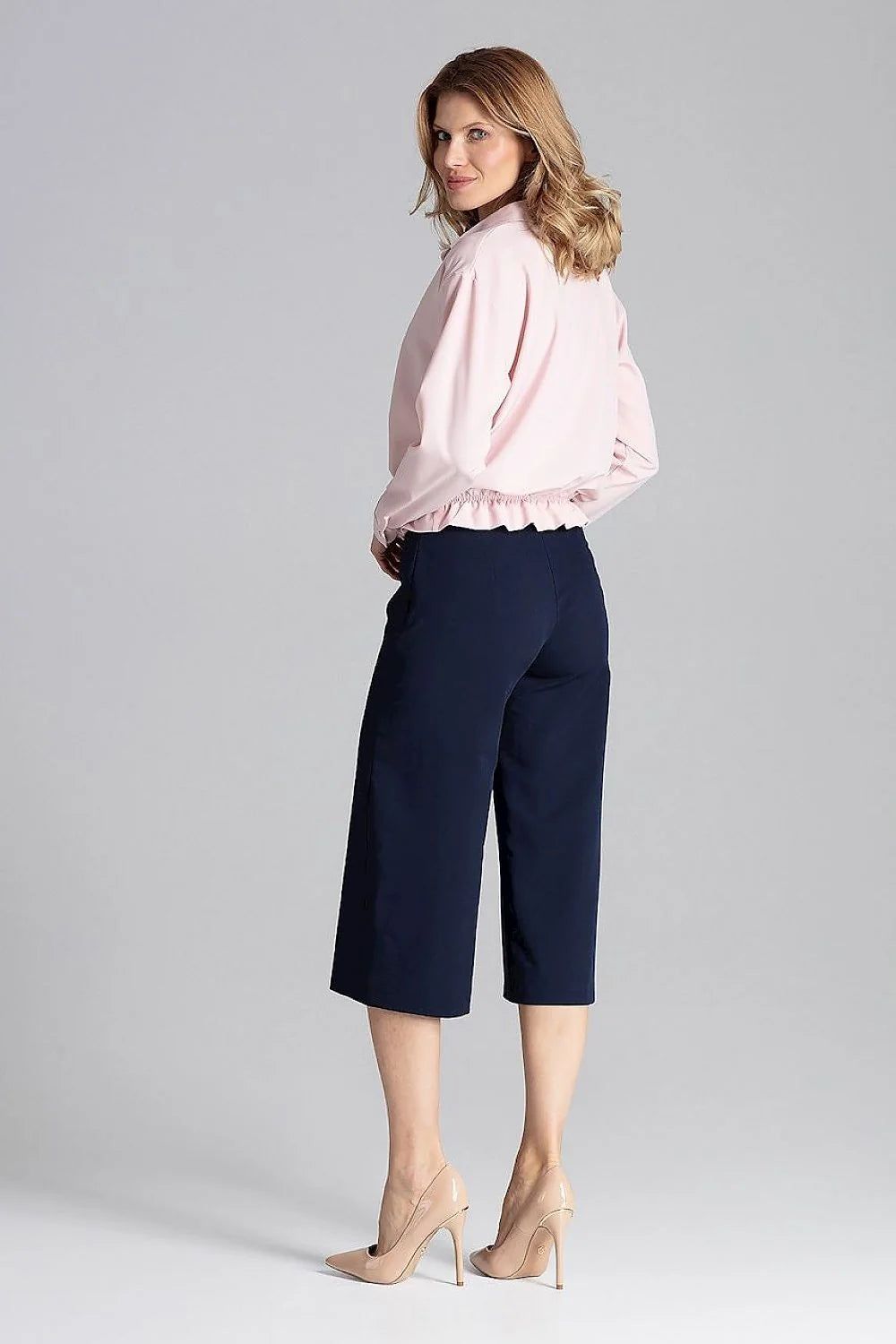 Chemise femme manches longues bleu clair élasthanne polyester coupe ample détails cordon ajustable finitions ciselées mode printemps été