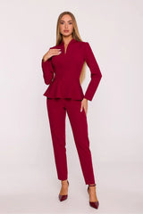 combinaison tailleur blazer péplum pantalon cigarette bordeaux grenat cintré taille haute décolleté V manches longues basque sculptant