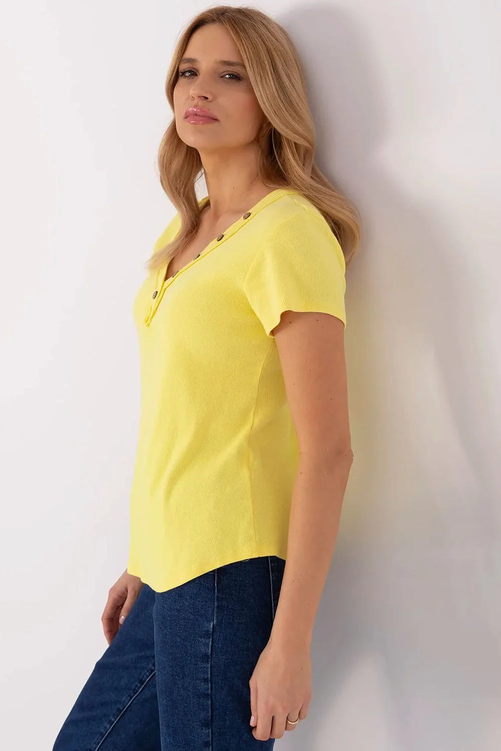 chemisier femme décontracté moderne jaune vif coton élasthanne côtelé col V boutons métalliques manchescourtes ajusté extensible