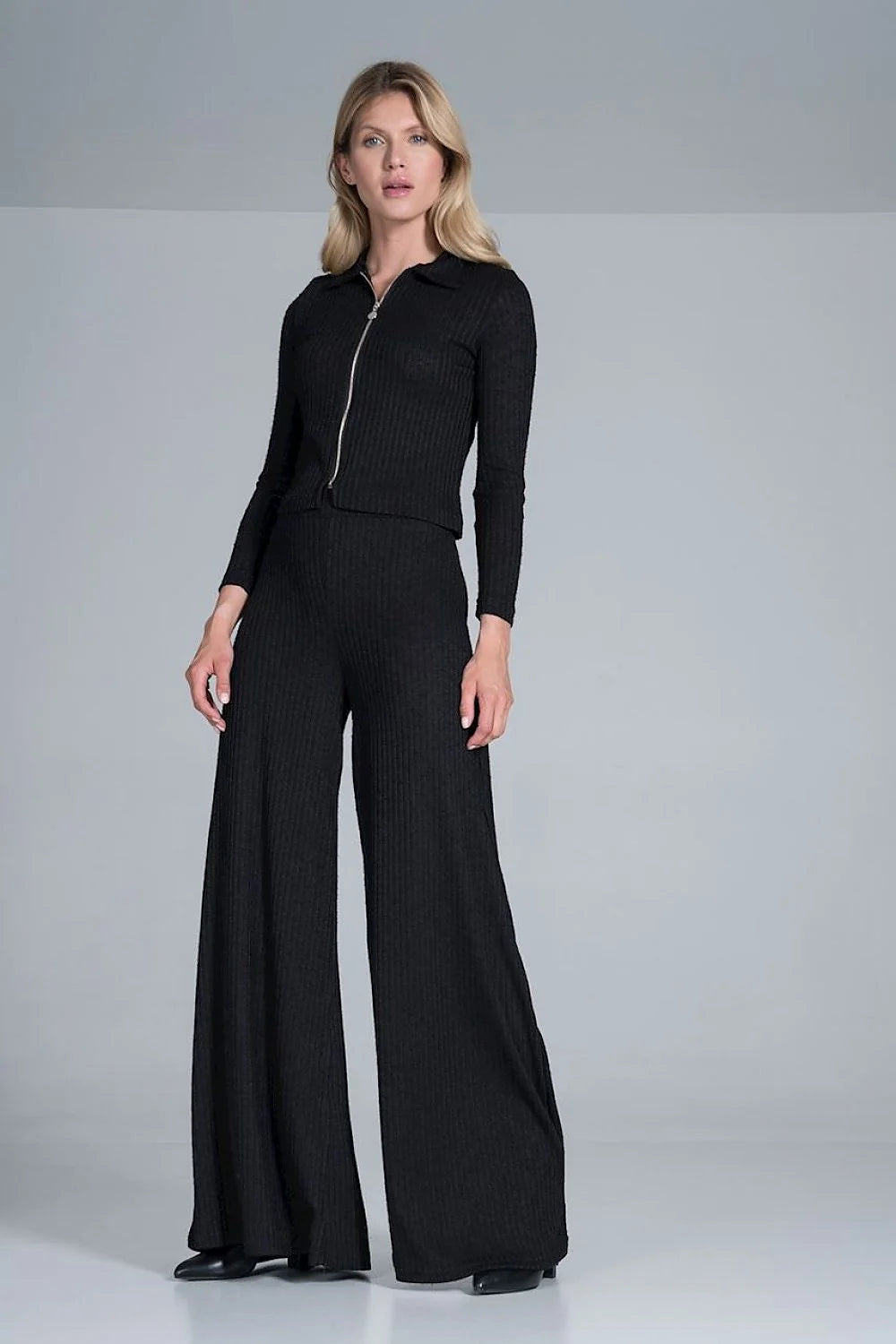 Ensemble femme maille côtelée bordeaux élégant et confortable avec pantalon large manches longues mode sophistiquée