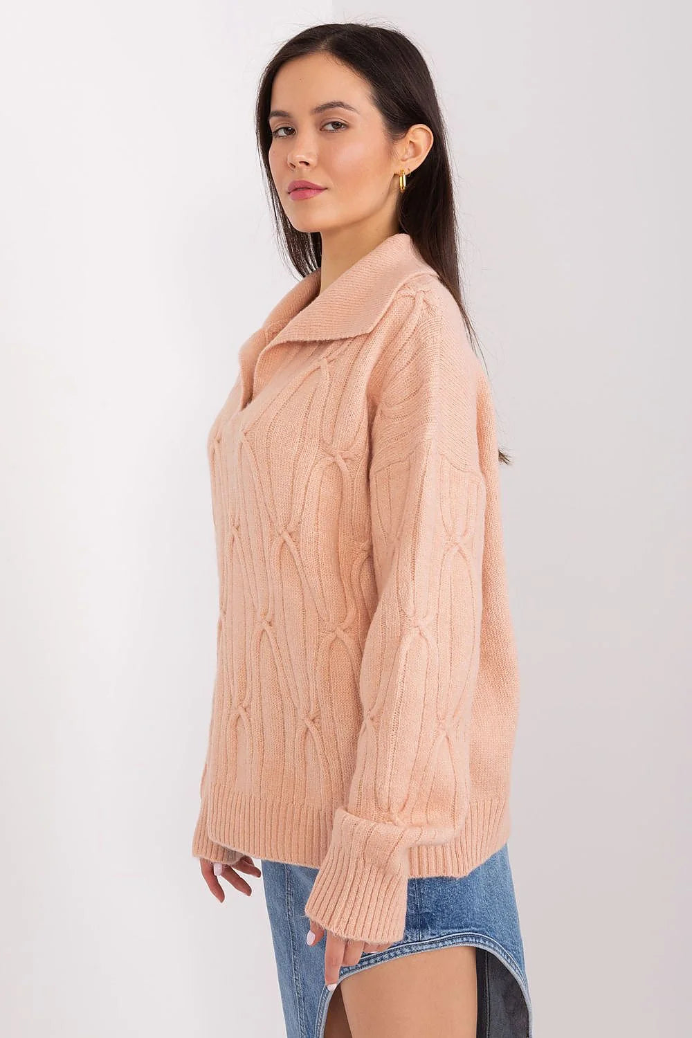 Pull pour femme élégant et décontracté texture torsadée motif ovale coloris pêche doux manches longues col large tombé sur les hanches sweater versatile automne hiver
