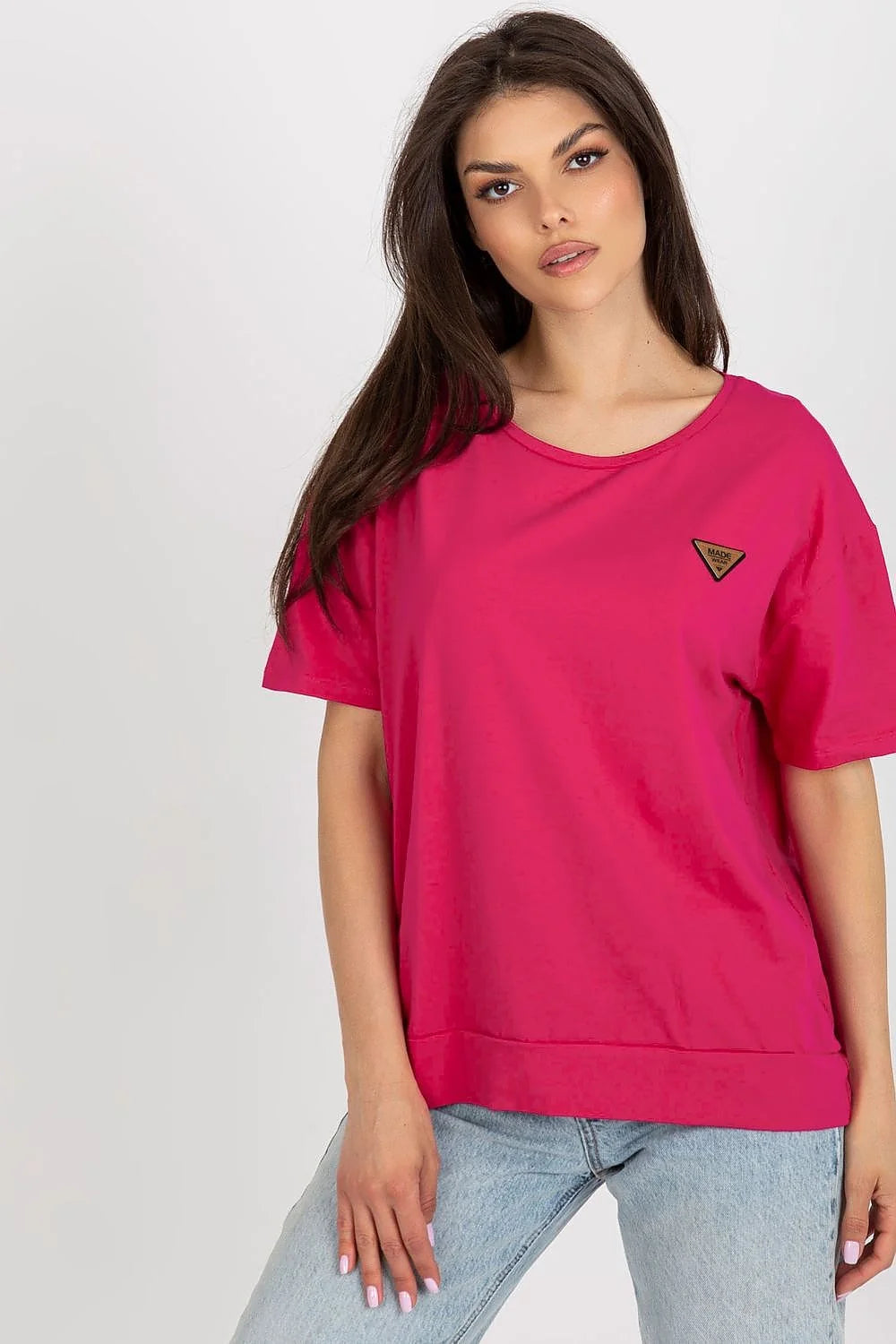 T-shirt pour femmes classique en coton élasthanne couleur rose vif encolure ronde manches courtes logo triangulaire