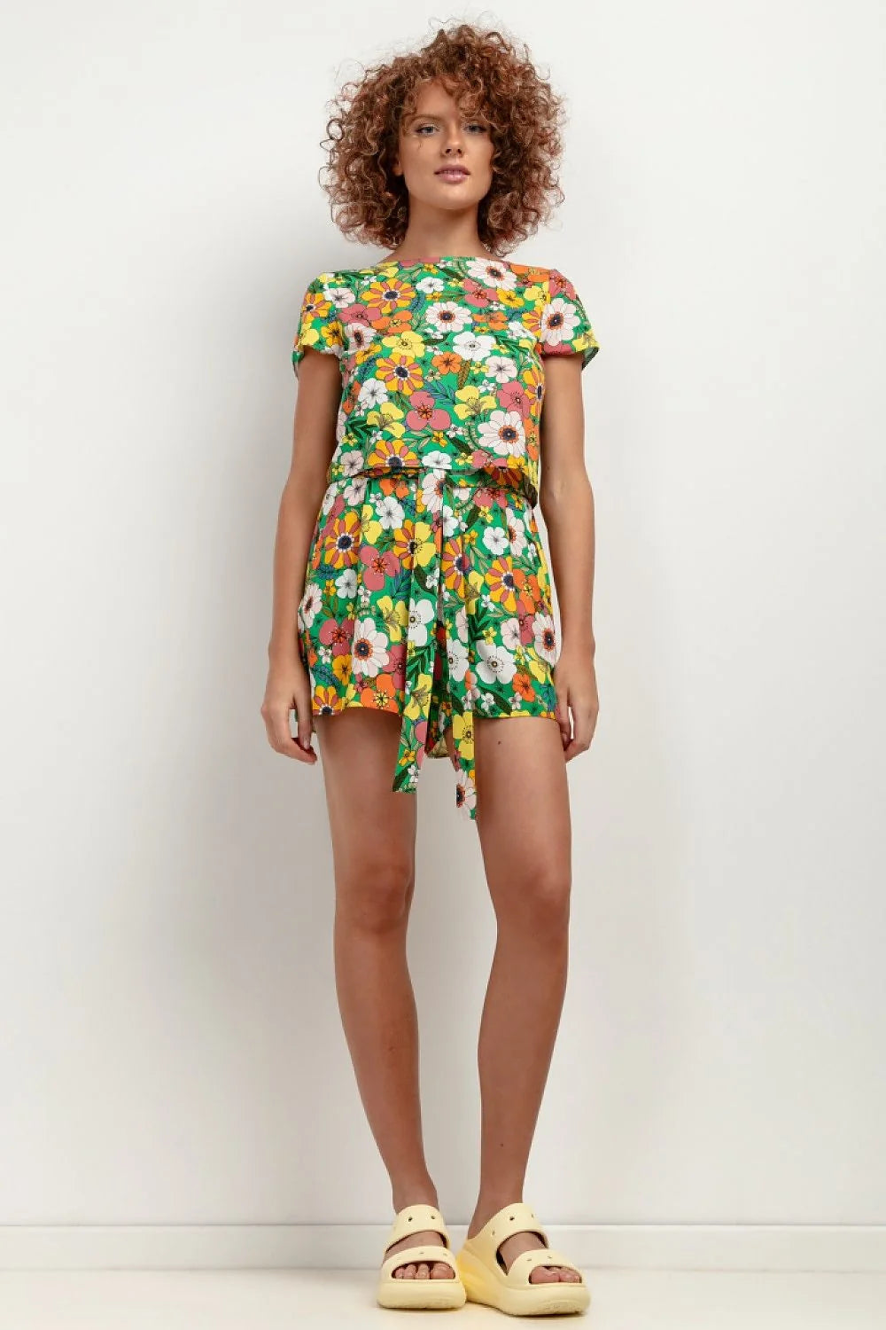chemisier Tessita croptop manches courtes viscose fluide légère douce respirante imprimé floral multicolore ceinture nouée taille haute ensemble coordonné estival