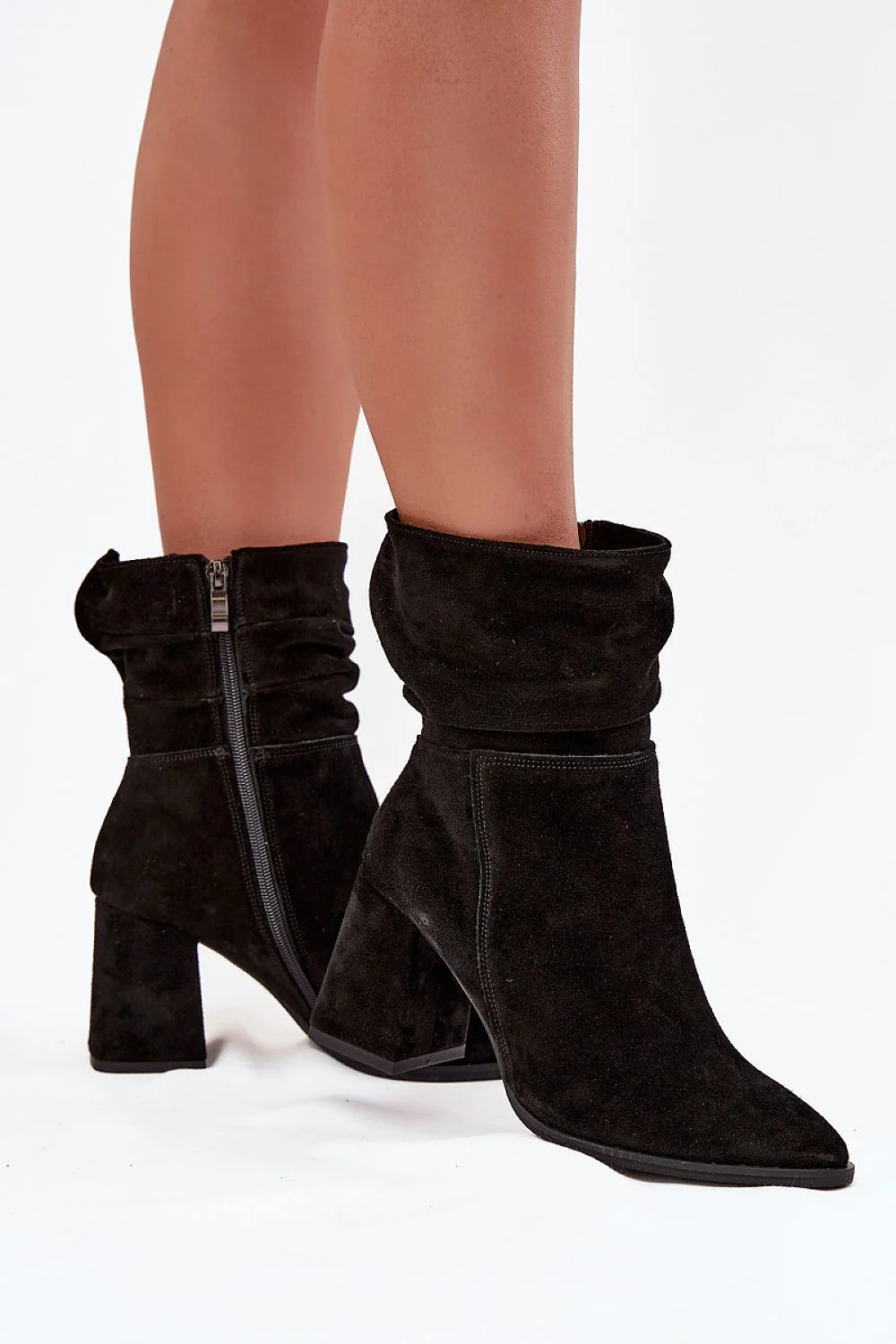bottines femme talon bloc suède naturel noir bout effilé tige mi mollet froncée fermeture éclair doublure feutre thermique confortable élégant
