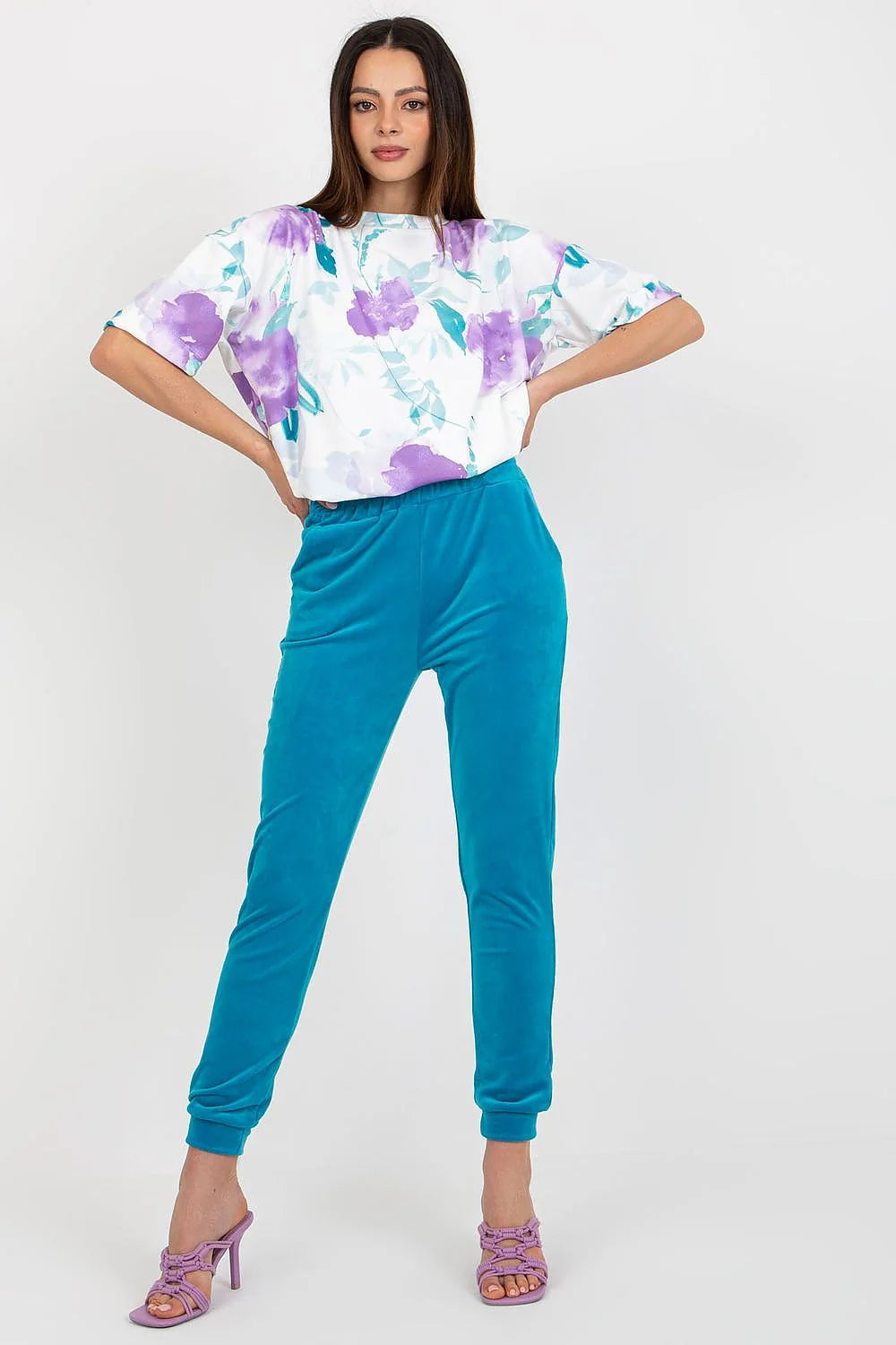 Ensemble Parisien féminin deux pièces blouse chemisier pantalon velours coton elasthanne floral bleu canard décontracté moderne occasion sortie
