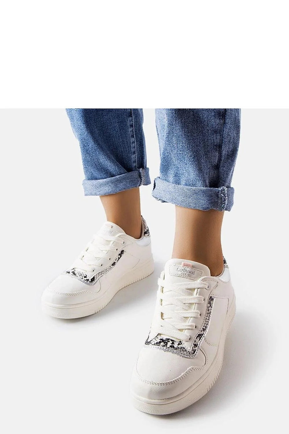 baskets femme cuir synthétique motif serpent blanc cassé semelle plateforme épaisse lacets blancs col rembourré finition lisse