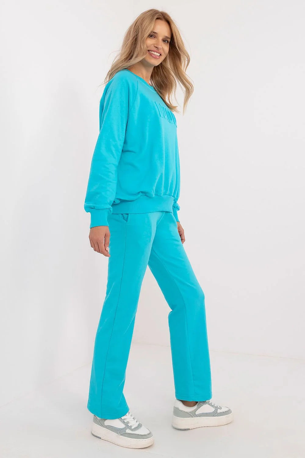 Ensemble mode femme sweatshirt pantalon turquoise style sportif coupe ample manches longues Londres embroidery coton polyester confort durable