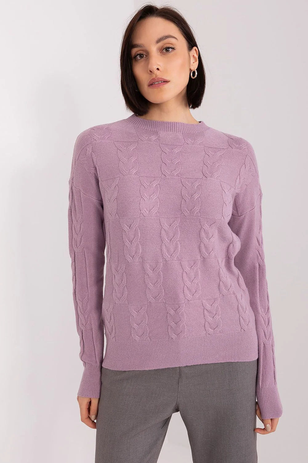 Pull maille motif torsades femme couleur lilas maille tricoté manches longues col rond épaules tombantes