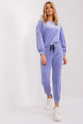 Ensemble Italy Moda pour femmes en velours doux bleu lavande, style élégant et moderne, coordonné haut et pantalon, coupe ample et ajustée
