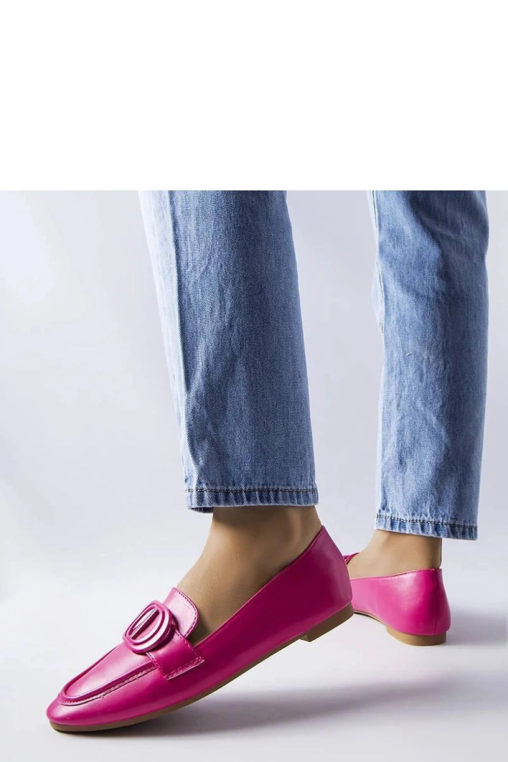 Mocassins femmes style classique contemporain couleur rose fuchsia cuir écologique doublure mousse boucle plastique printemps été occasion quotidienne