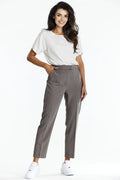 pantalon cigarette raccourci Awama femme taille haute coupe fuselée plis marqués ourlet cheville gris taupe viscose lisse confortable polyvalent élégant