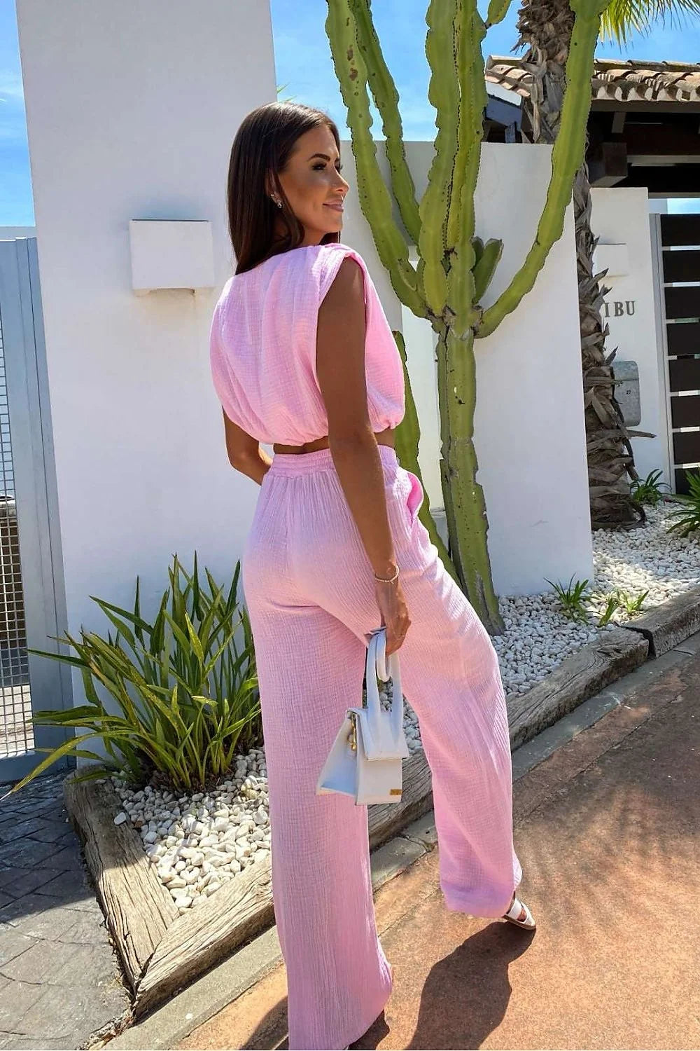 ensemble femme coton gaufré rose pâle croptop encolure ronde ourlet élastiqué pantalon taille haute droit fluide