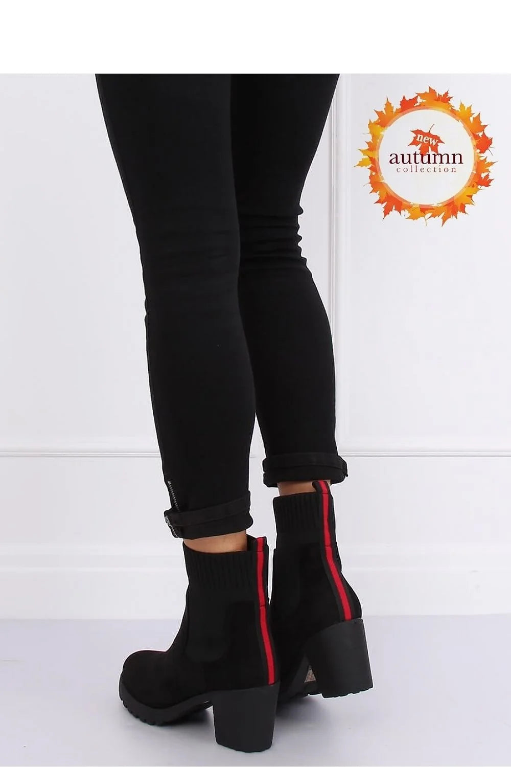 Bottines noires similicuir modernes confortables avec bande rouge talon épais semelle crantée femme hiver