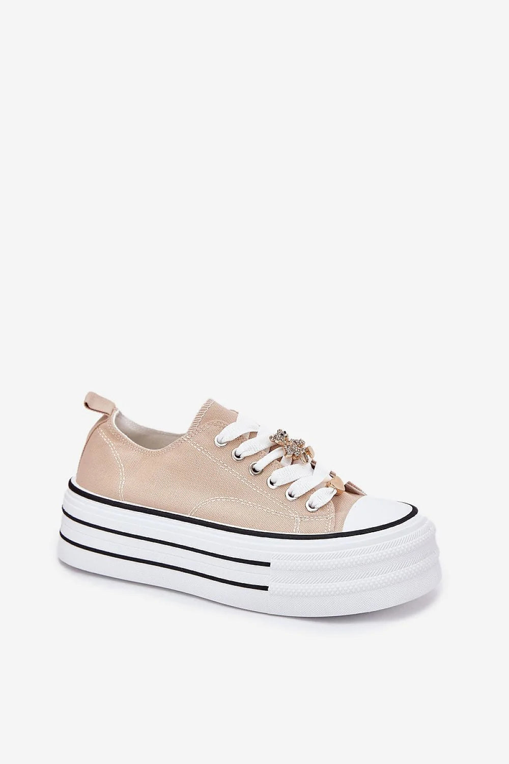 baskets femmes modernes plateforme épaisse blanche bandes noires toile beige bout caoutchouc renforcé lacets ruban blancs bijou doré