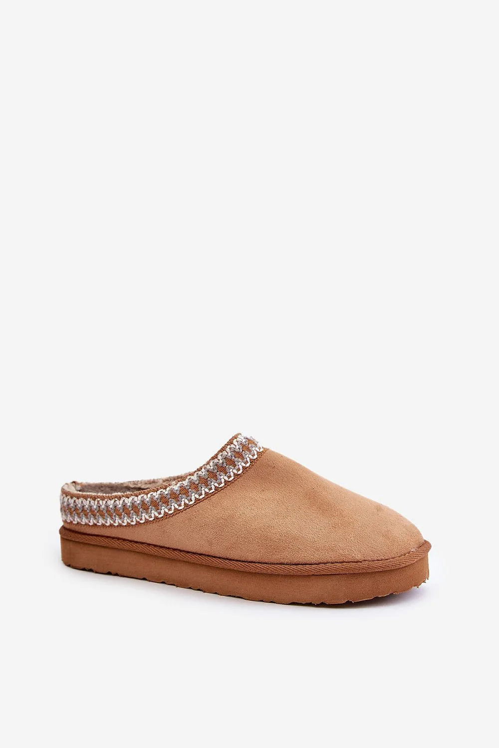 Mocassins pour femmes confortables en daim camel brodé finitions tressées style décontracté chic