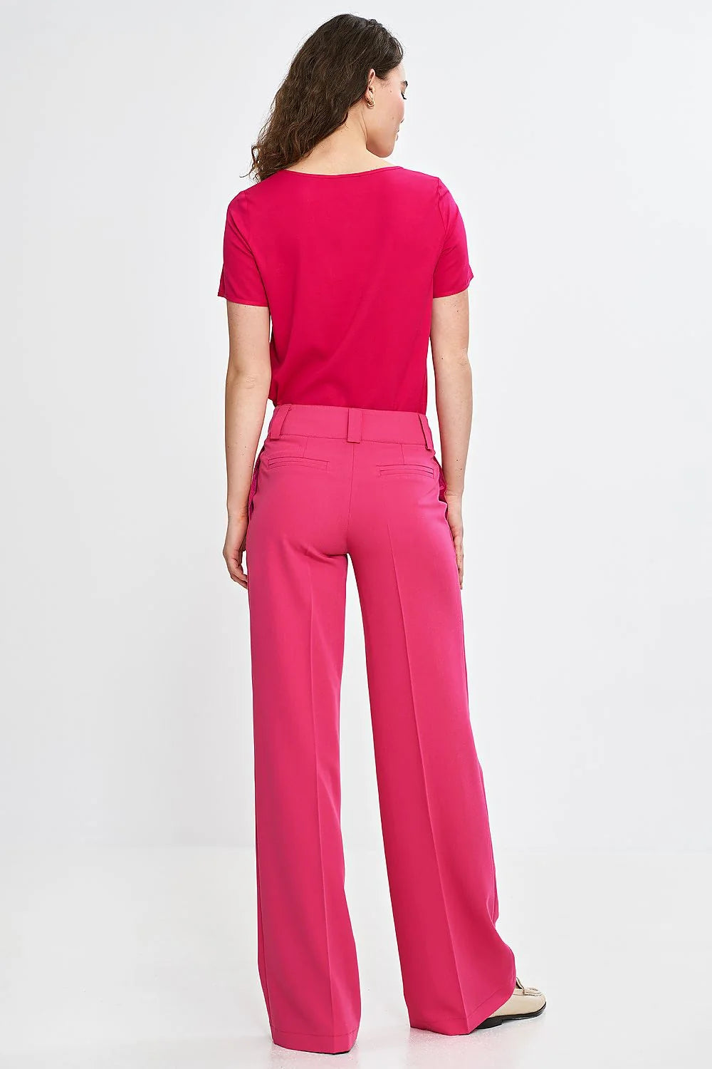 Chemisier Nife en viscose rose fuchsia manches courtes encolure bateau coupe ajustée femme moderne intemporel