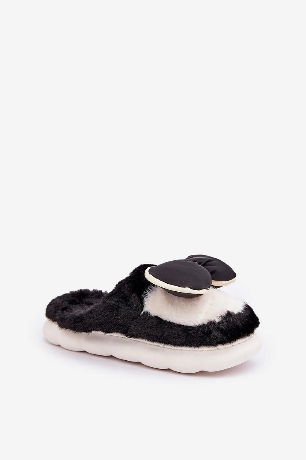 Pantoufles Step in style pour femmes en fausse fourrure noir et blanc, design ludique, semelle épaisse, nœud décoratif, confort intérieur